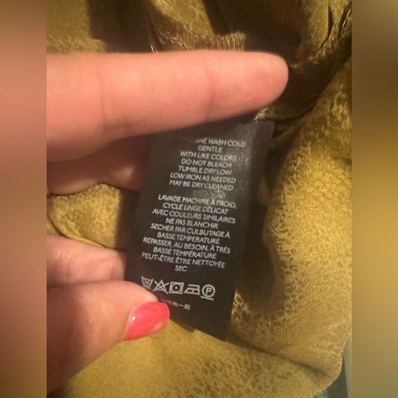 Anthropologie Cacee Jacquard Blouse Med Puff Sleeve Button Smocked Blouse - Picture 8 of 8